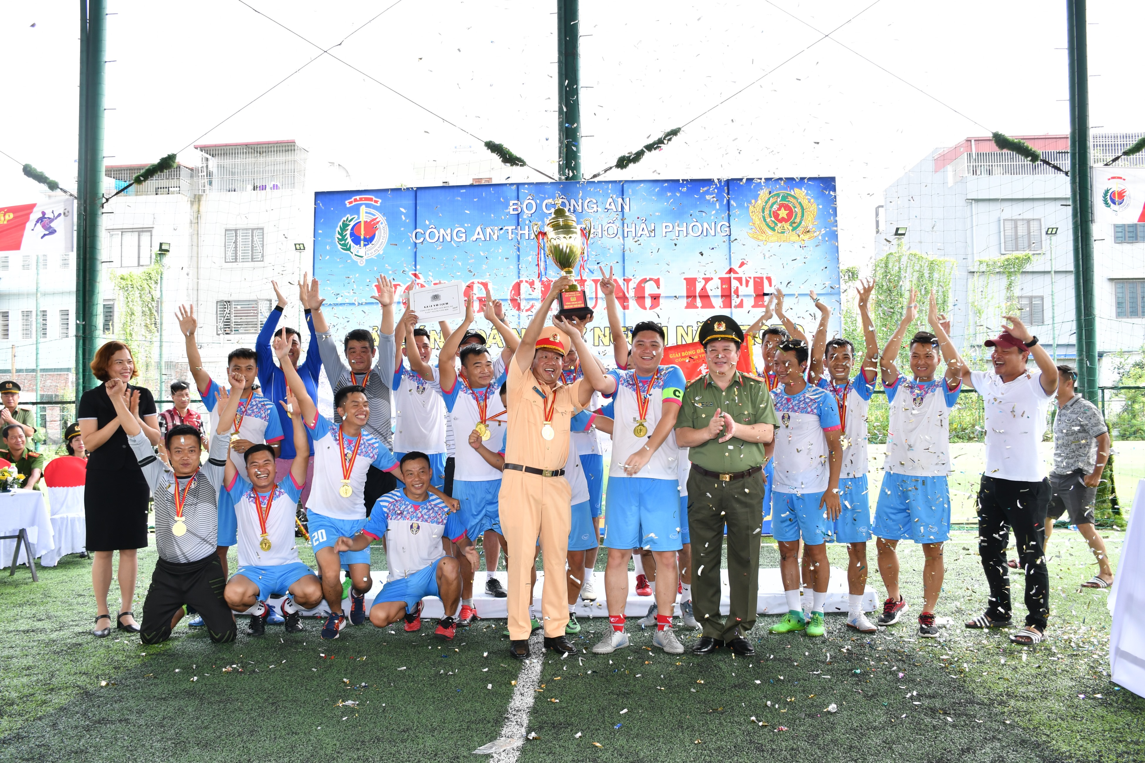 Phòng CSGT đường bộ – đường sắt vô địch giải bóng đá nam 7 người năm 2020